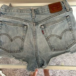 Levi cutoff shorts!